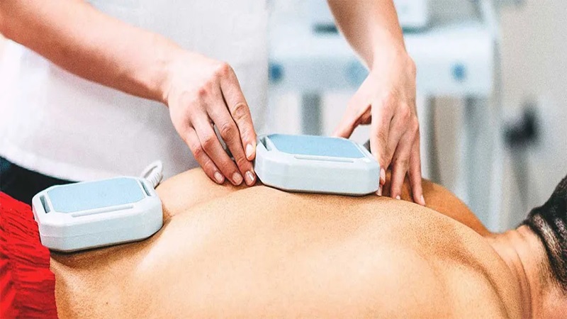 بررسی اثرات و کاربردهای مگنت درمانی | بهترین متخصص کایروپراکتیک اصفهان | دکتر مسعود اعتدالی