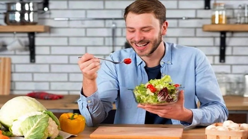 درمان‌های کایروپراکتیک و رژیم غذایی سالم | بهترین متخصص کایروپراکتیک اصفهان | دکتر مسعود اعتدالی