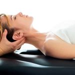 خطرات ناشی از تنظیمات گردن در کایروپراکتیک | بهترین متخصص کایروپراکتیک اصفهان | دکتر مسعود اعتدالی
